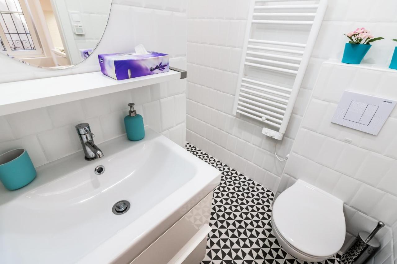 Cosy Studios In The Heart Of The City Budapest Exterior photo